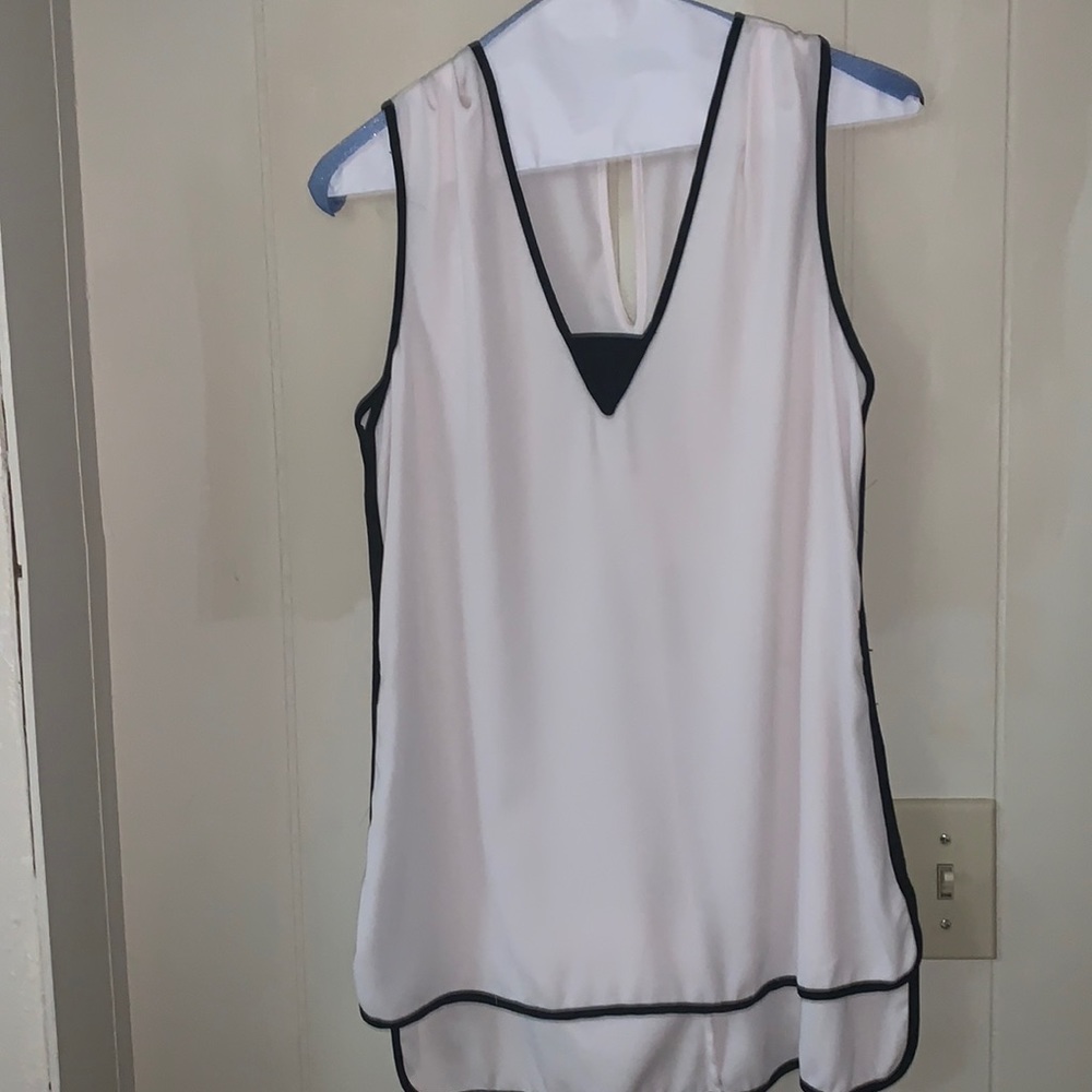 Light pink sleeveless